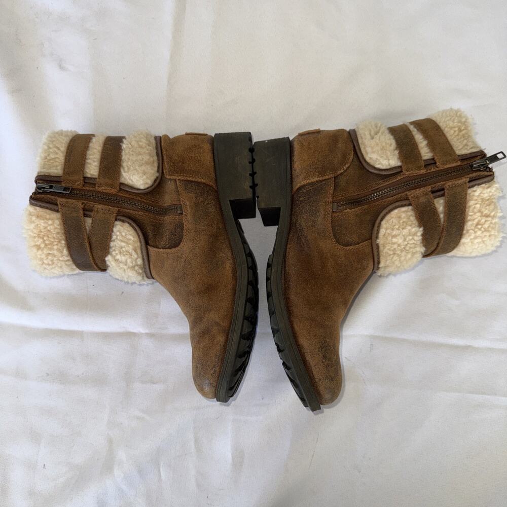 UGG Blayre III Waterproof Leather and UGG Pure Sherpa Dove Women's Boots Sz 8 - Picture 4 of 11